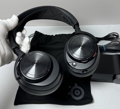 SteelSeries Arctis Nova Pro Wireless Over-Ear Gaming Headset #2