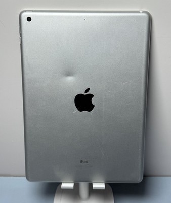 Apple iPad 9th Gen 2021 64GB WiFi Only 10.2" Silver A2602, 96% w/Keyboard A1829 #2