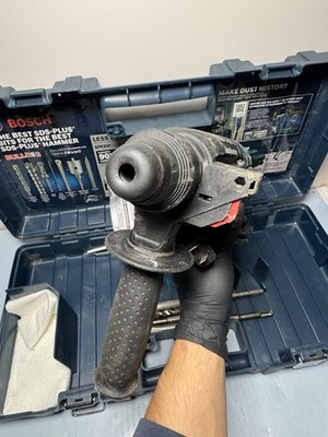 Bosch 11255VSR-RT 120V 8.0 Amp SDS-Plus 1" Rotary Hammer  w bits & case #4
