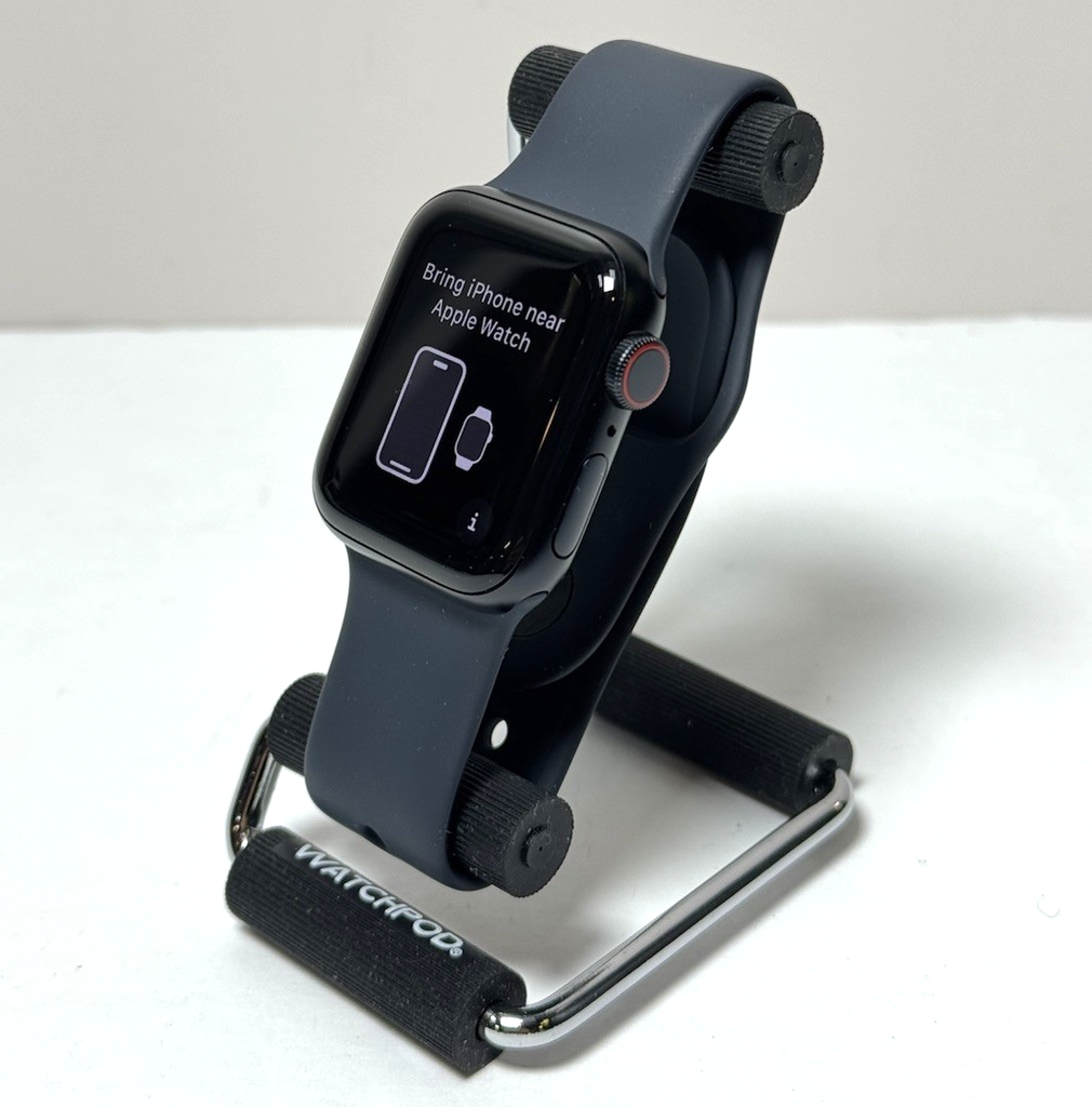 Apple Watch SE 2nd Gen 40MM Midnight Aluminum Sport Band A2726-Unlocked #2
