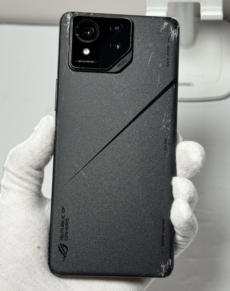 ASUS ROG Phone 8 Pro 512GB Black (Unlocked)-Fully Functional *Fair cosmetic con* #2