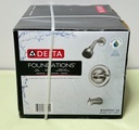 Delta B114900C-SS Foundations Single-Handle Spray Tub and Shower Faucet Silver used