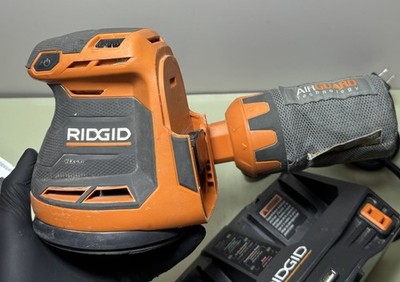 Ridgid 18V Tool Lot Circular Saw, Recip Saw, Sander, Charger, 2x4.0Ah Batt #9