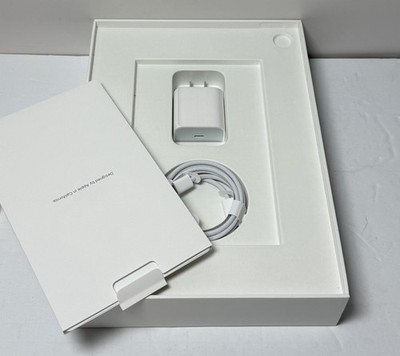 Apple iPad 11 2025 A16 WiFi Blue -128GB A3354 - Open Box #4