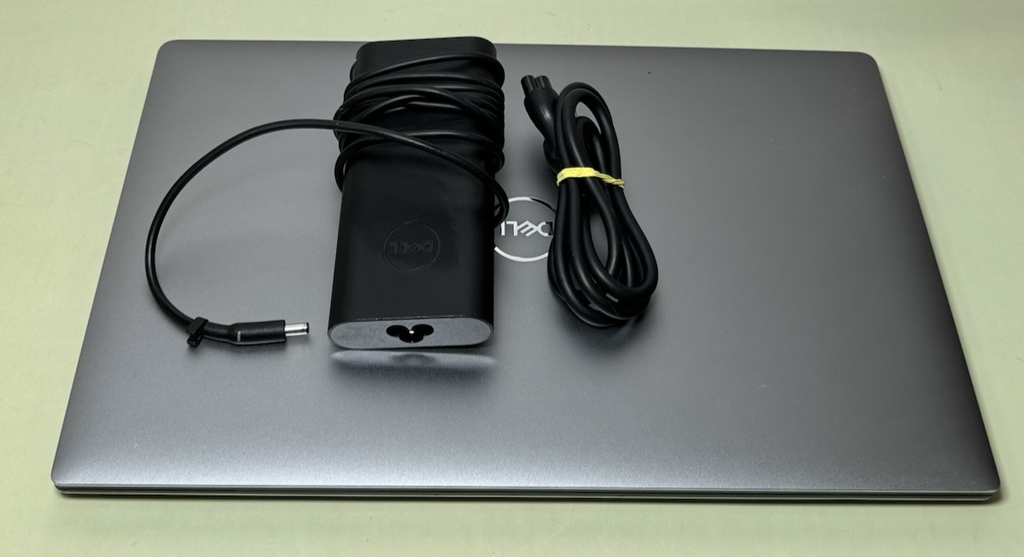 Dell Precision 5540 15" i9-9880H 2.3GHz, 32GB RAM, 1TB SSD, Win11P, 100% battery #6