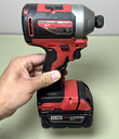 MILWAUKEE M18 1/4" HEX IMPACT DRIVER 2850-20 W/  M18 XC5.0 Battery buy