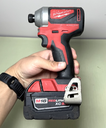 MILWAUKEE M18 1/4" HEX IMPACT DRIVER 2850-20 W/  M18 XC5.0 Battery cost