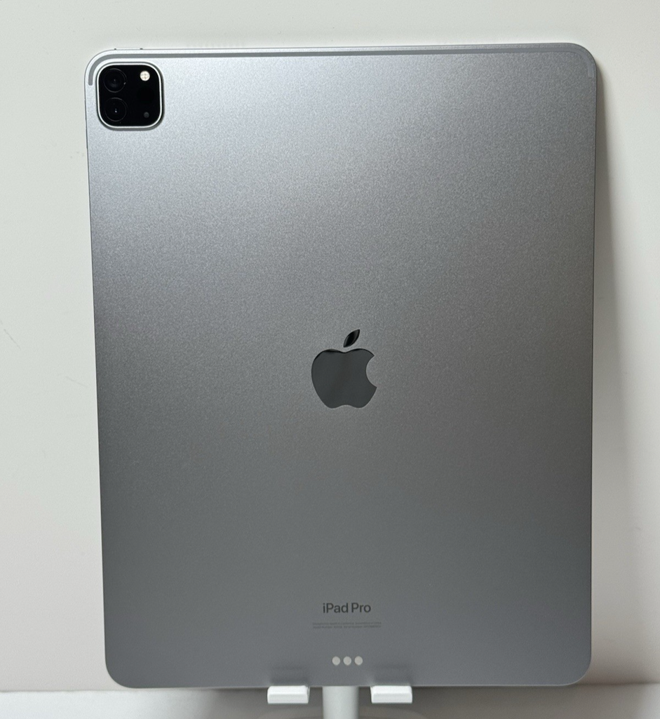 Apple 12.9" iPad Pro 6th Gen M2 chip Wi-Fi 256GB Space Gray-97% battery #2