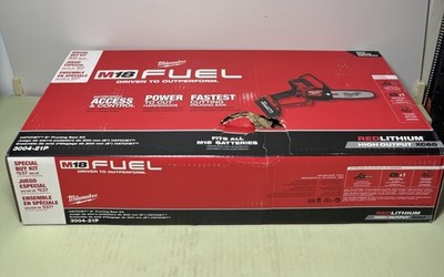 Milwaukee M18 FUEL HATCHET 8" Pruning Saw Kit 3004-21P Chainsaw Batt/Charger #3