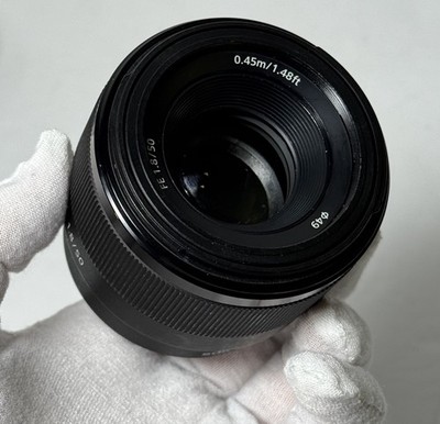 Sony FE 50mm f/1.8 Full-Frame Lens SEL50F18F+Hood – Excellent Condition #2