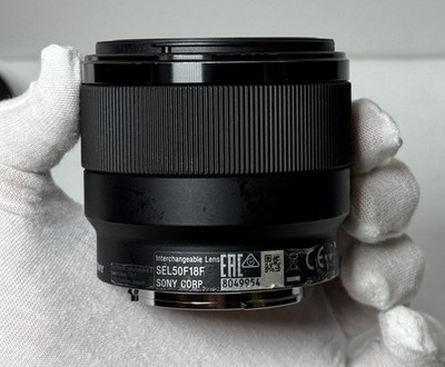 Sony FE 50mm f/1.8 Full-Frame Lens SEL50F18F+Hood – Excellent Condition #4