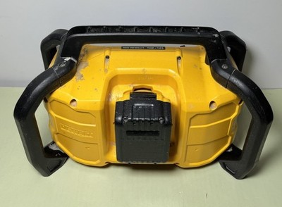 DeWALT DCR028B Jobsite Bluetooth Radio w/ DCB205 5.0 Ah battery #1
