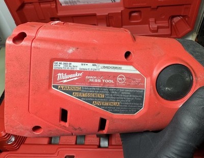 Milwaukee 2922-22 M18 Force Logic ProPress Tool - Pro Press With Jaws 1/2” -2” #10