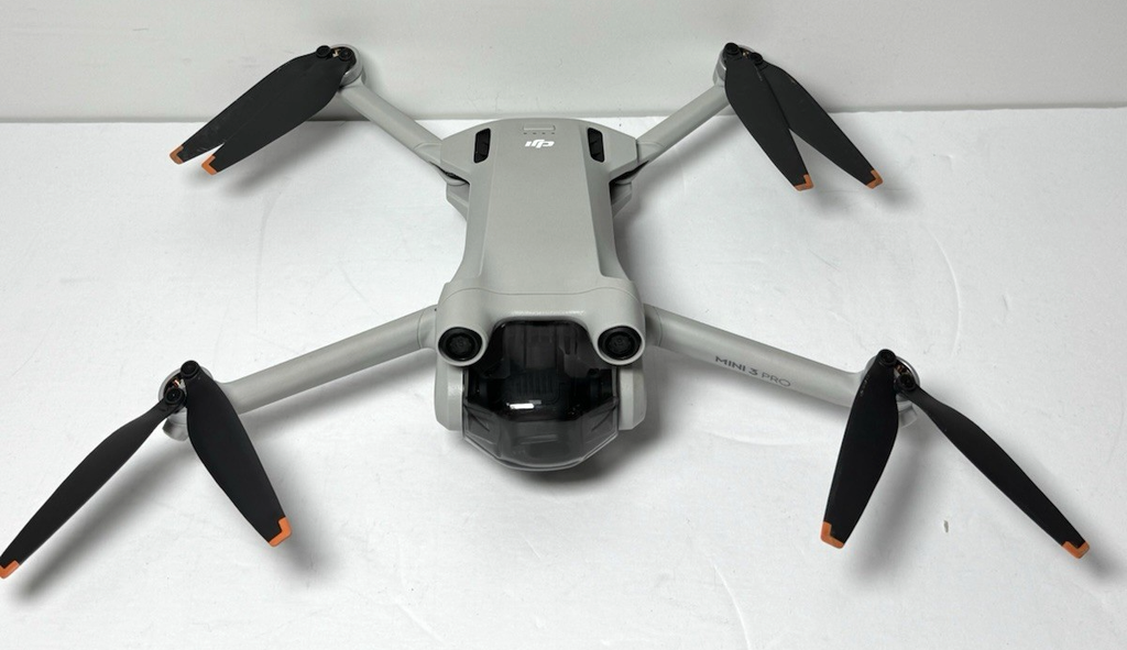 DJI Mini 3 Pro Drone Quadcopter w/ DJI RC (RM330) w/ 1x Battery *No Chargers* #6