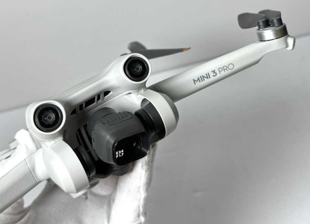 DJI Mini 3 Pro Drone Quadcopter w/ DJI RC (RM330) w/ 1x Battery *No Chargers* #8