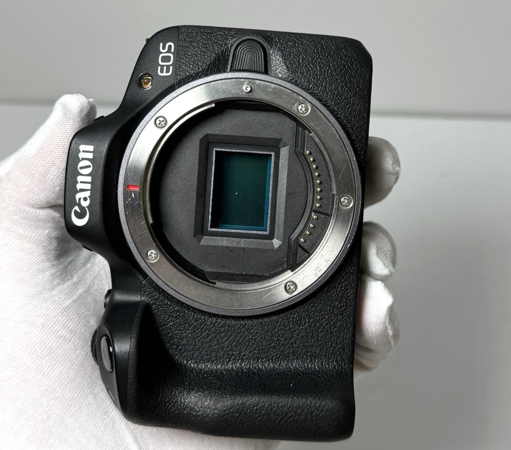 Canon EOS R50 4K Video Mirrorless Camera with RF-S18-45mm f/4.5-6.3 IS STM Lens #2