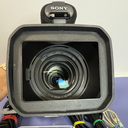 Sony DCR-VX2000 3CCD MiniDV Camcorder w/ Charger, Battery, Tape, Cables & Bag cost