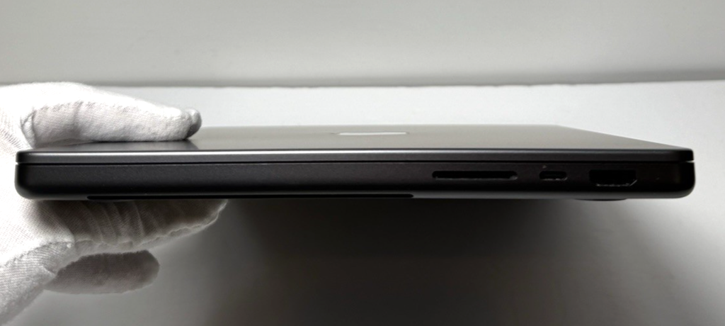 Apple MacBook Pro 14" Apple M4 Pro 24GB RAM, 1TB SSD-20-Core GPU  97% Battery #4