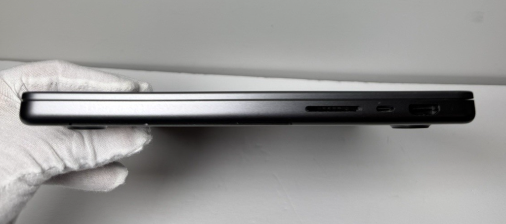 Apple MacBook Pro 14" Apple M4 Pro 24GB RAM, 1TB SSD-20-Core GPU  97% Battery #7