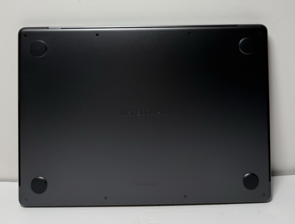 Apple MacBook Pro 14" Apple M4 Pro 24GB RAM, 1TB SSD-20-Core GPU  97% Battery #10