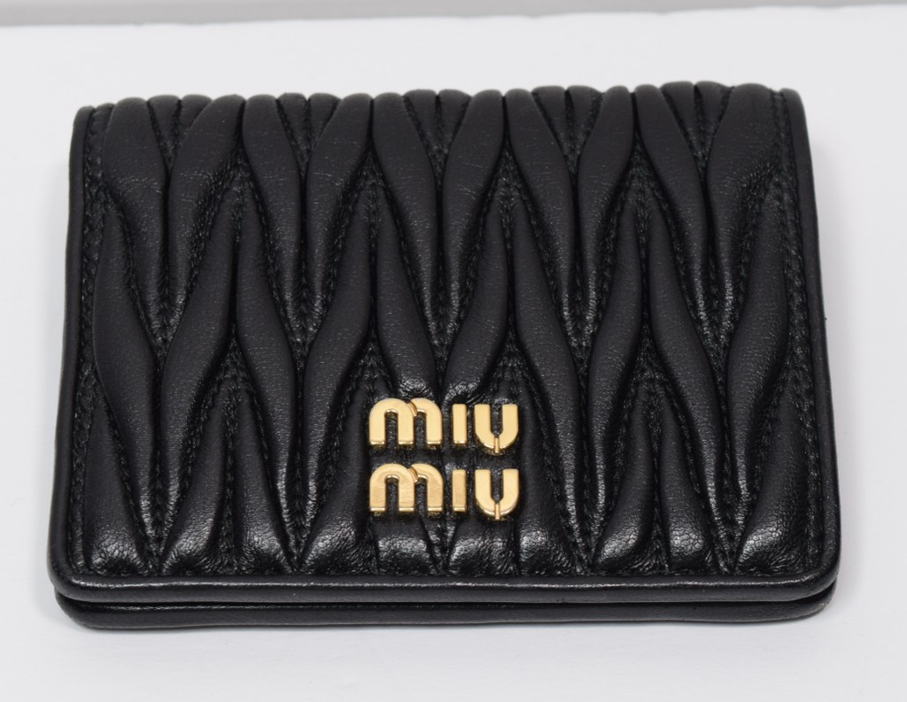 Miu Miu Matelasse Textured Leather Wallet Black #2