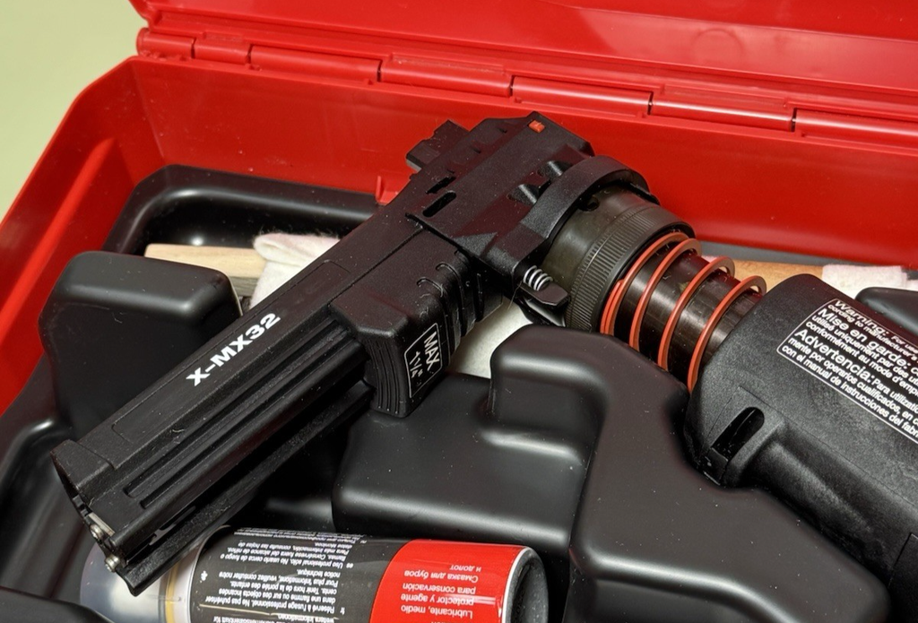 Hilti DX 351 Powder Actuated Tool W/ Hilti X-MX32 with Case #8