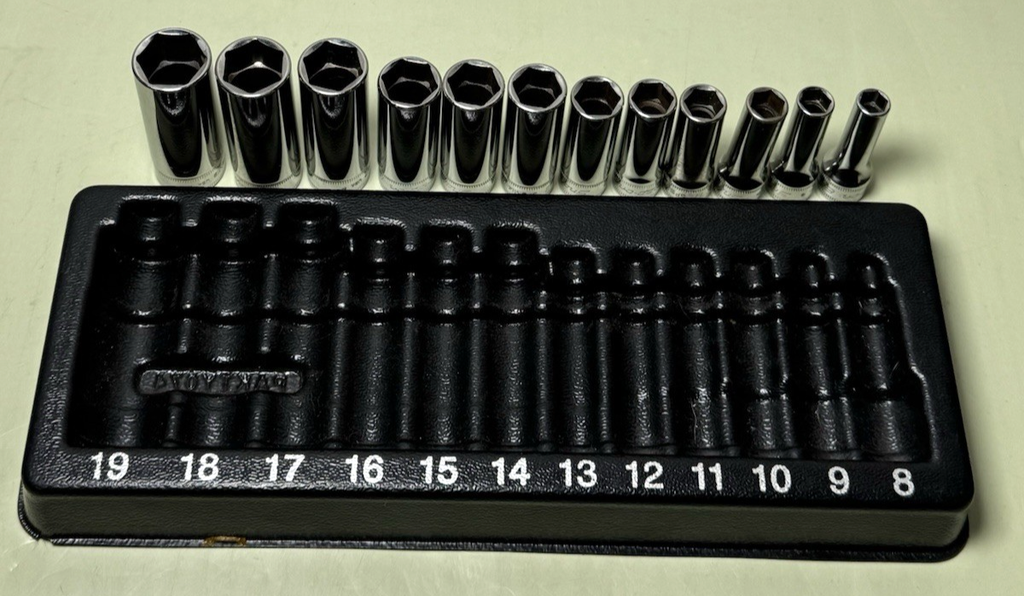 Snap On 212YSFSMY 8-19mm 12 Piece 6 Point Metric Chrome  Deep Set USA #2