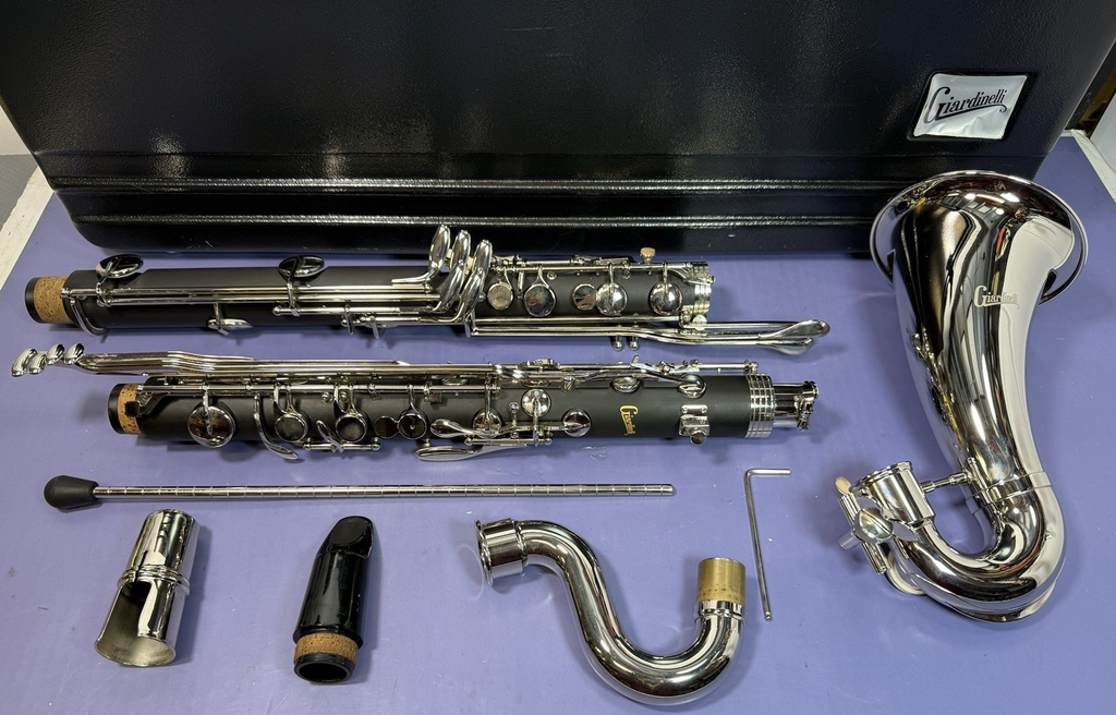 Giardinelli GBC-300 Bass Clarinet 2-Piece Body w/ Case & Mouthpiece – AS IS #2