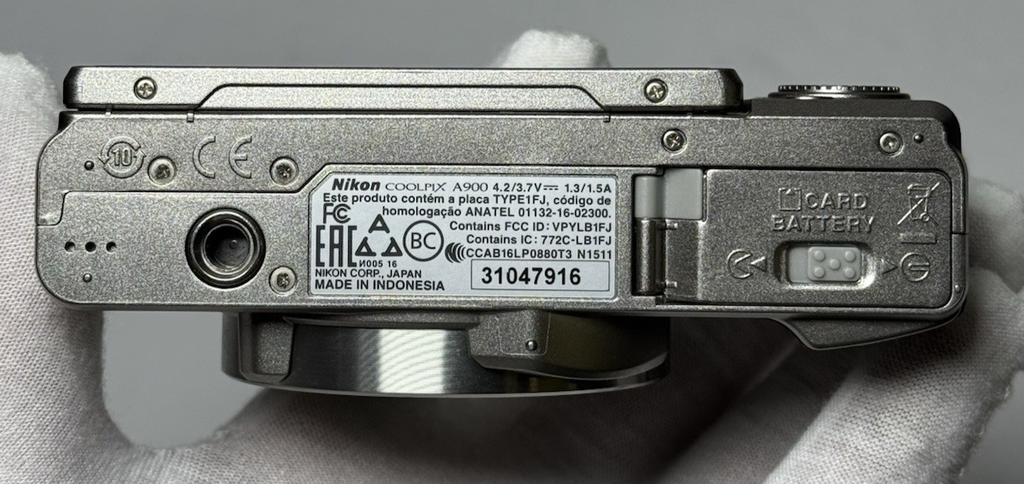 Nikon COOLPIX A900 Silver 20.3MP 35x Zoom Compact Digital Camera #4