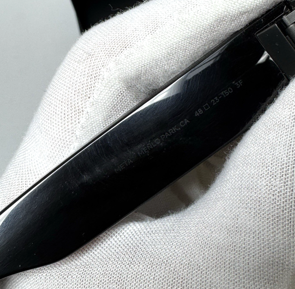 Meta Ray-Ban Display with Neural Band Standard Size 3 - Shiny Black #16