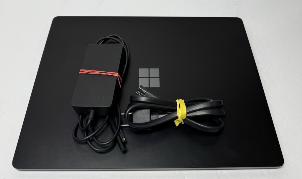 Microsoft Surface 6  13.5"Touch Ultra 7 165H 16GB, 256GB SSD Win11P, 1 cycles #4