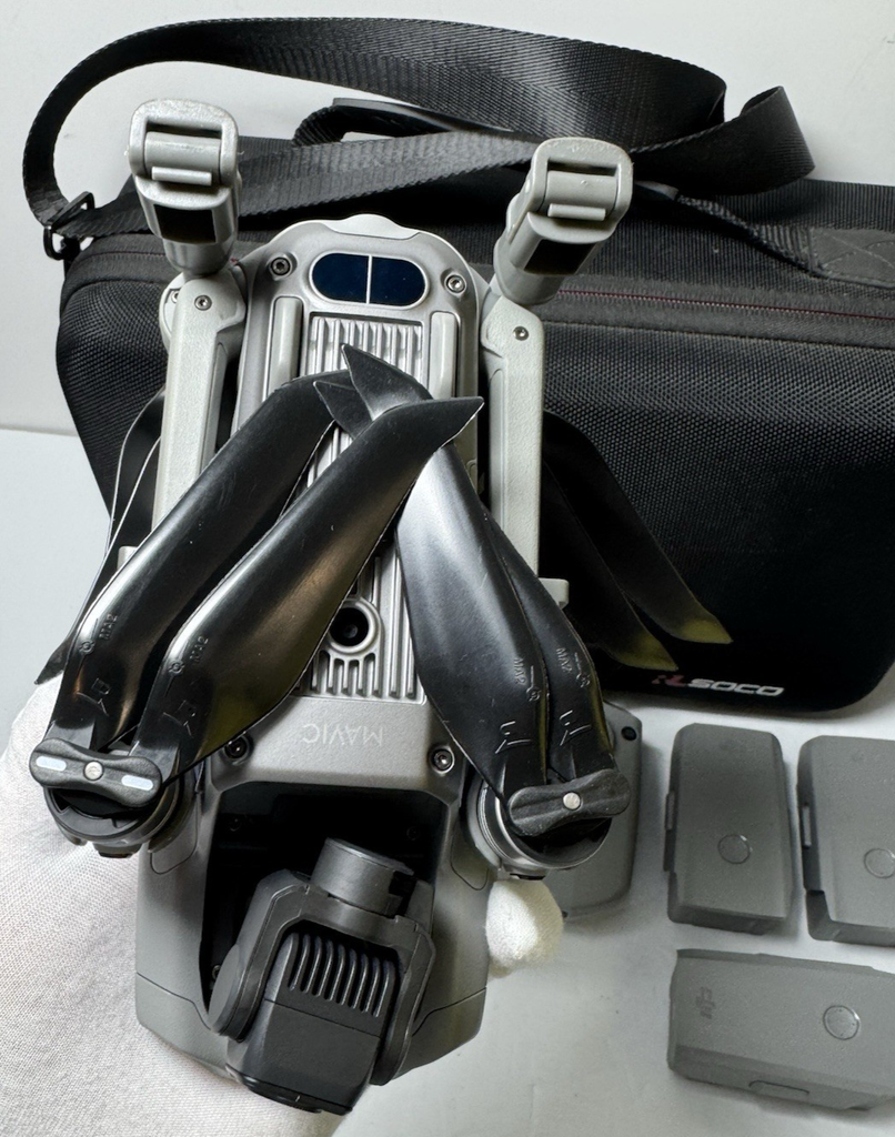 DJI Mavic Air 2 Fly More Combo with Case and Extras #5