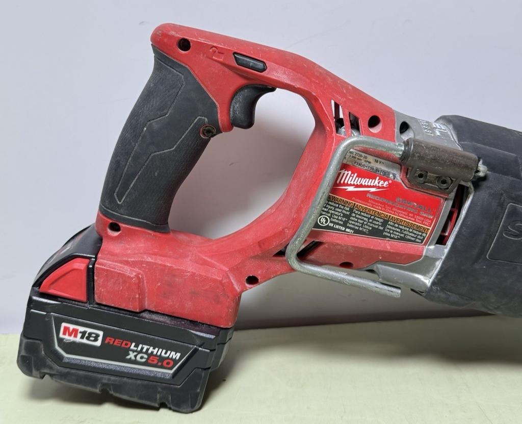 Milwaukee 2720-20 Sawzall with 5.0 Ah Battery and charger #5