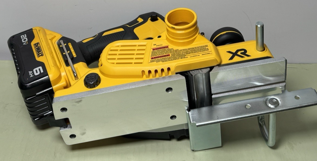 DEWALT DCP580 20V MAX XR Cordless Brushless 3-1/4 in. Planer w /6.0 Ah battery #3