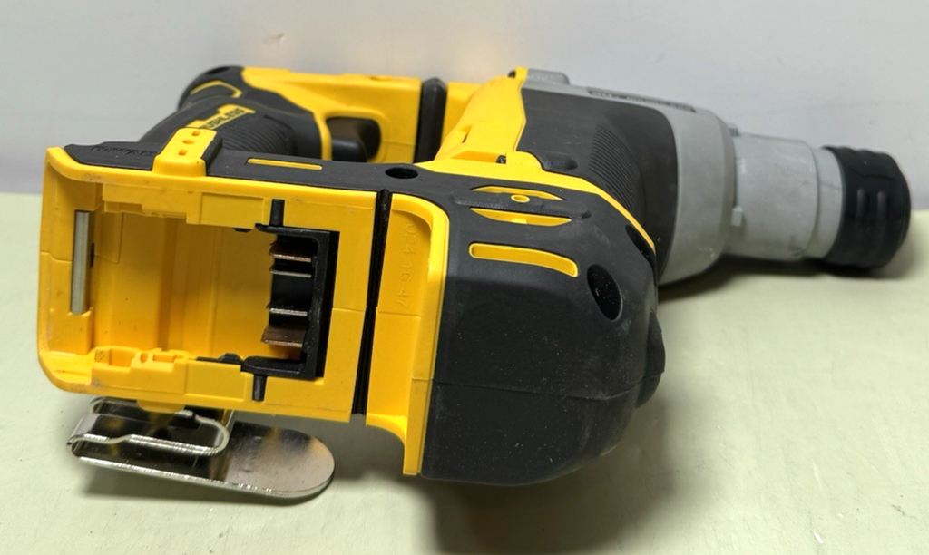 DEWALT DCH172 20V Brushless SDS Rotary Hammer Drill – Tool Only #2