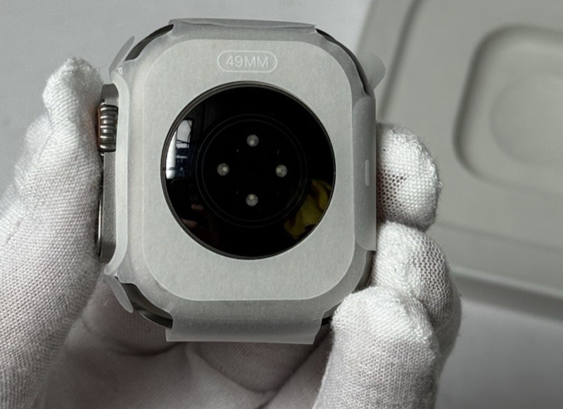 Apple Watch Ultra 3 GPS + Cellular 49mm Natural Titanium Milanese Loop-Open Box #9