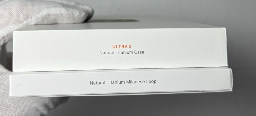 Apple Watch Ultra 3 GPS+Cell 49mm Titanium Case w/ Titanium Milanese Loop Small #4