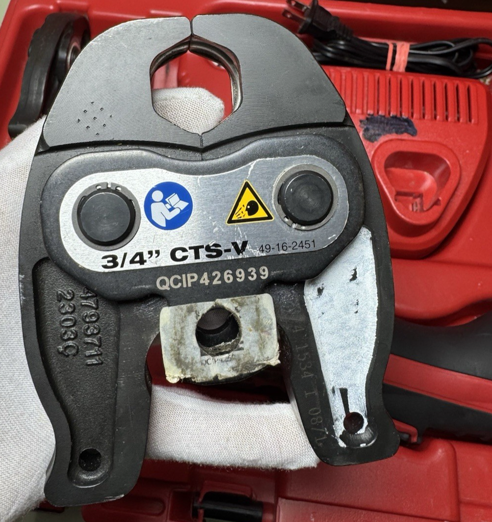 Milwaukee M12 Force Logic Press Tool 2473-20 w/ CTS-V Jaws, 3 Batts, Charger #14