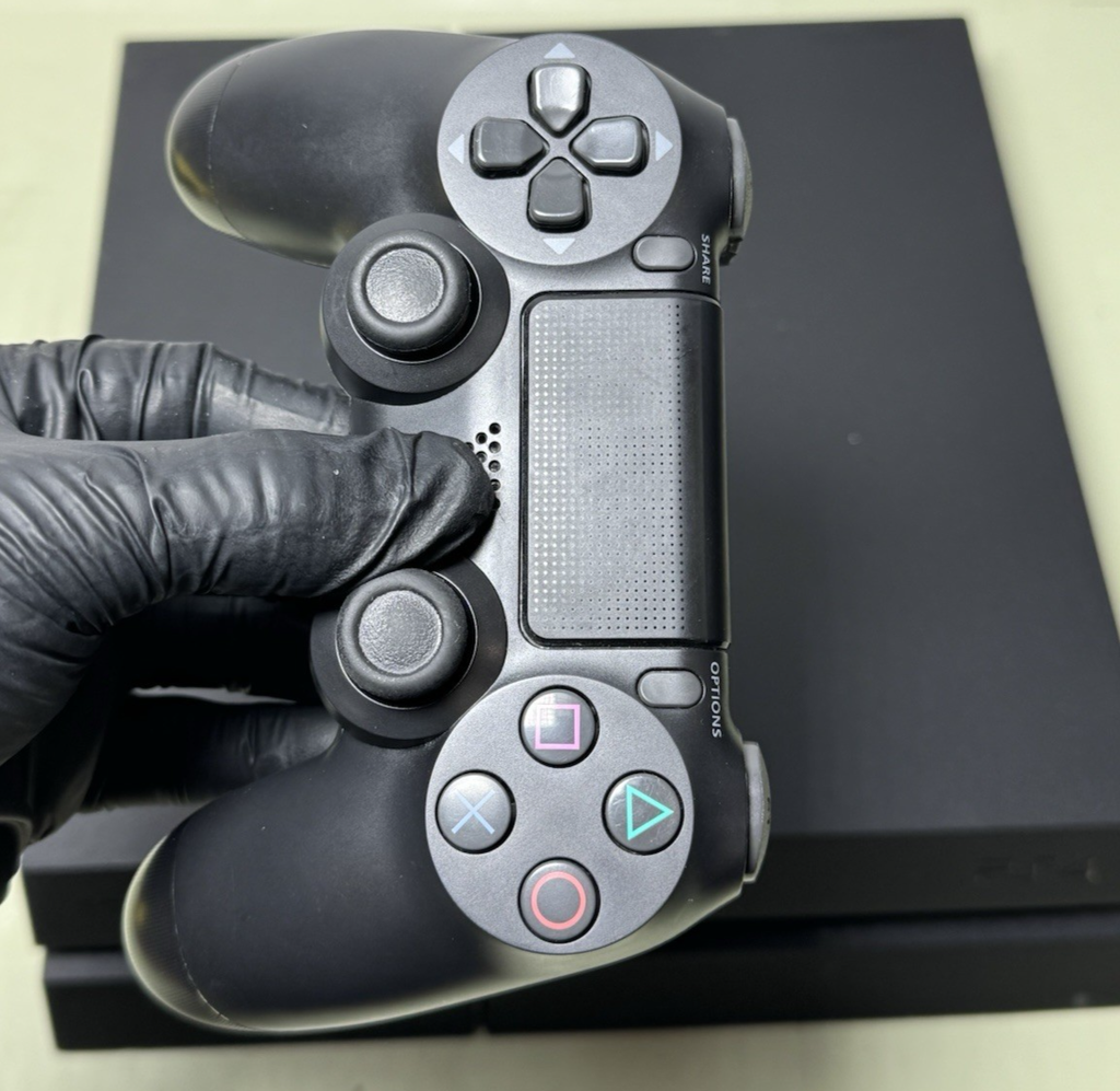 Sony PlayStation 4 Original Black  1TB with Controller #2