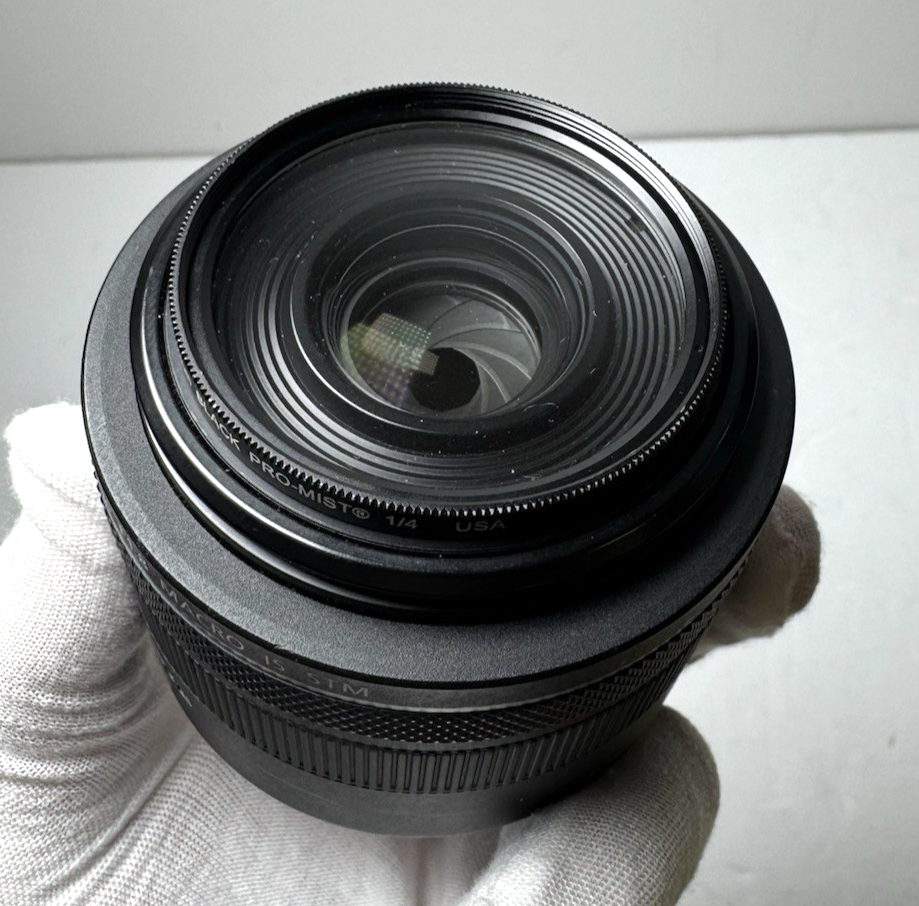 Canon RF 35mm F1.8 Macro IS STM Camera Lens for Canon RF Mount #7