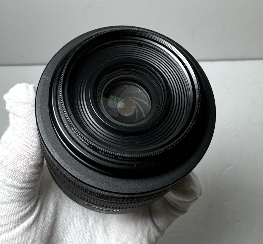 Canon RF 35mm F1.8 Macro IS STM Camera Lens for Canon RF Mount #8