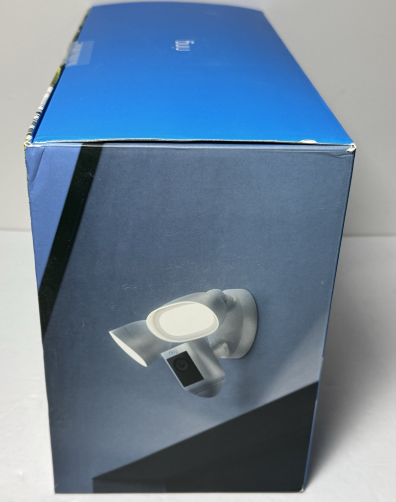 Ring Floodlight Cam Wired Pro with Bird’s Eye View and 3D Motion-Brand New #3