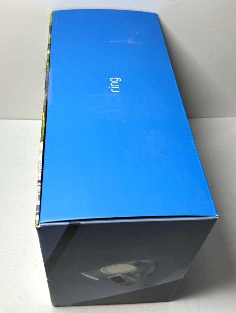 Ring Floodlight Cam Wired Pro with Bird’s Eye View and 3D Motion-Open Box #4