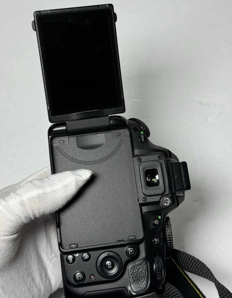 Nikon D5100 Digital SLR Camera With 18-55mm f/3.5-5.6G VR Lens -*10669 Shutter* #13