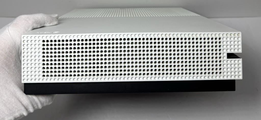 Xbox One S 1TB Console 1681 White w/controller, power cable, HDMI - Tested #3