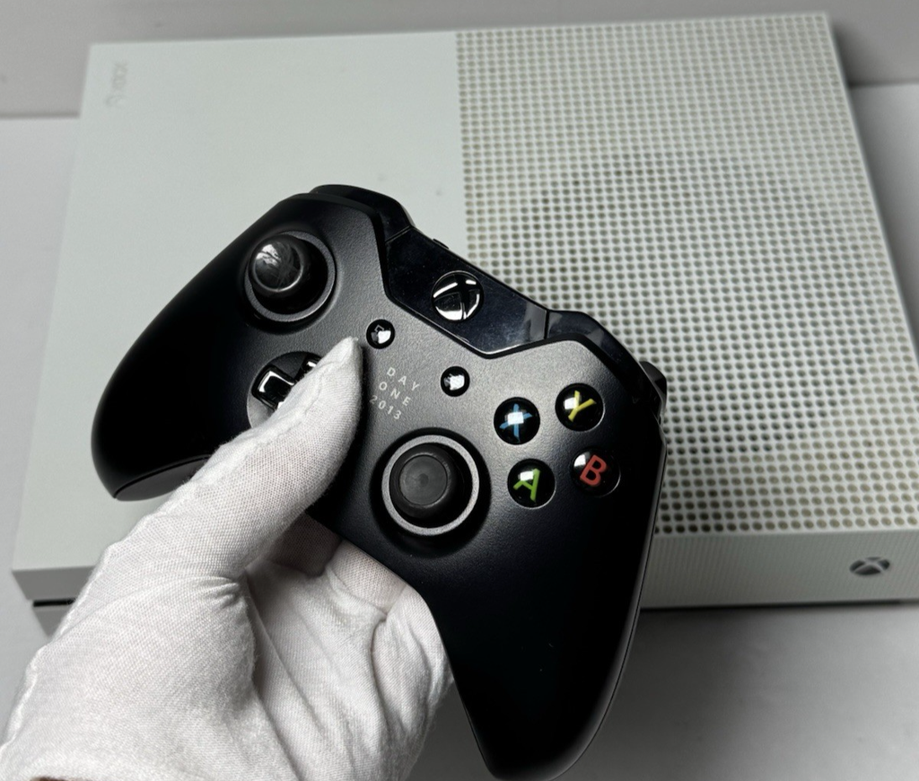 Xbox One S 1TB Console 1681 White w/controller, power cable, HDMI - Tested #5