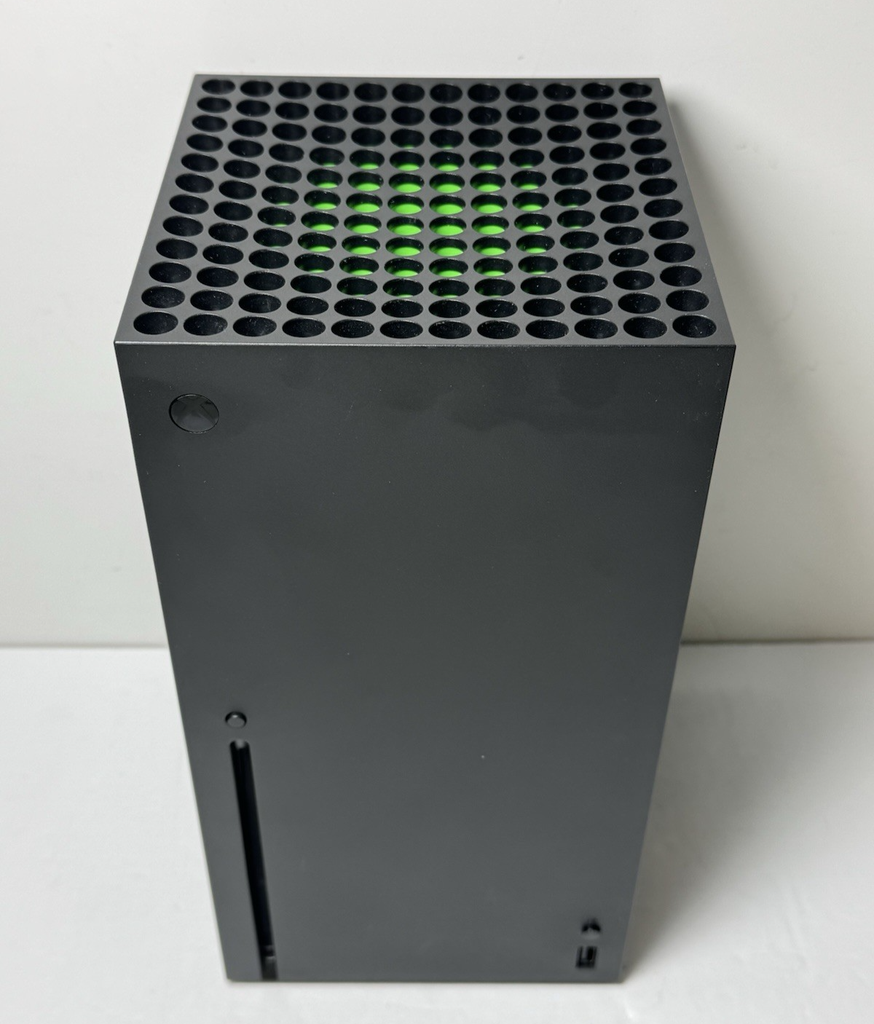 Microsoft Xbox Series X 1TB Console Gaming Console Black 1882 w/controller #4
