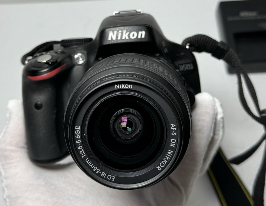 Nikon D5100 DSLR Camera with 18-55mm f/3.5-5.6 G II lens -19k Shutter count #2