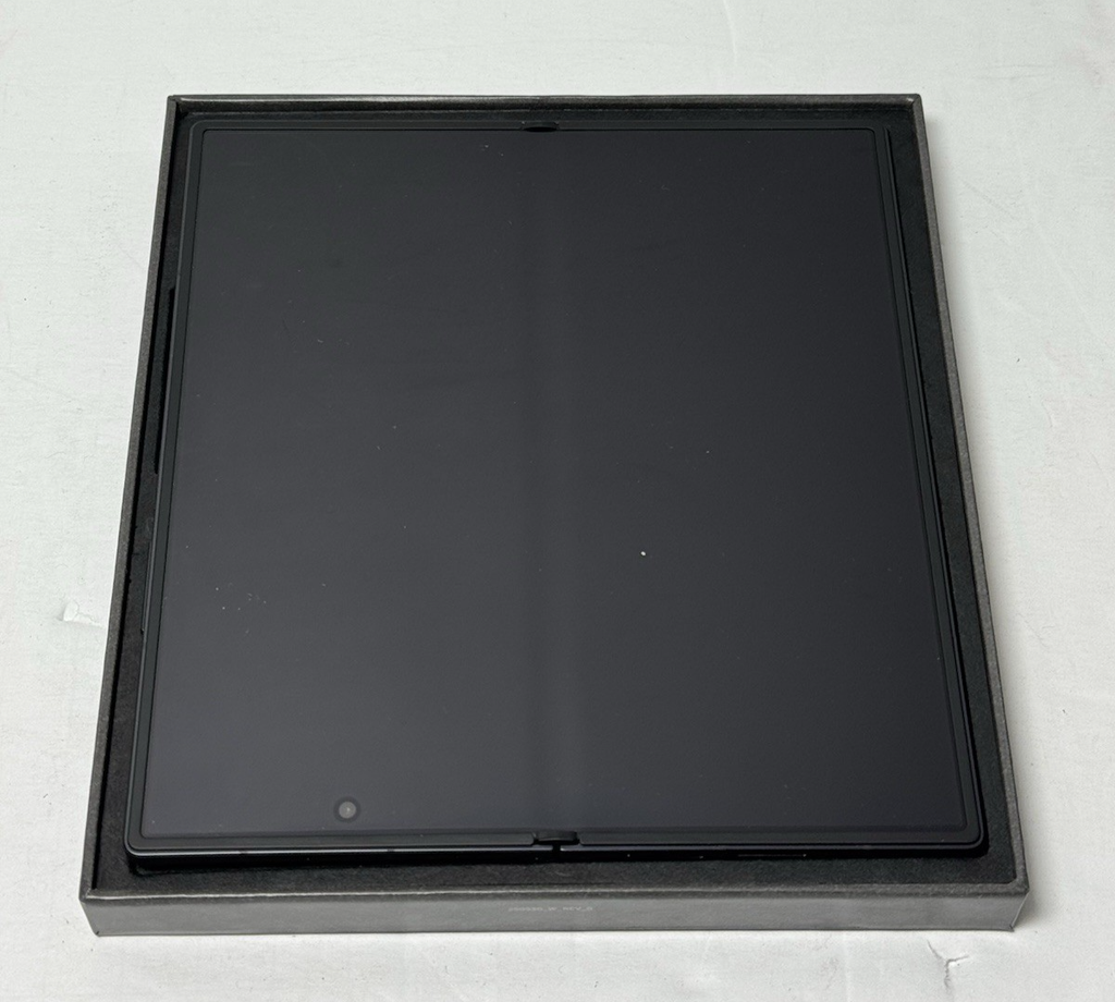 Samsung Galaxy Z Fold 7-512 GB  Jet Black-Unlocked-Open Box #3