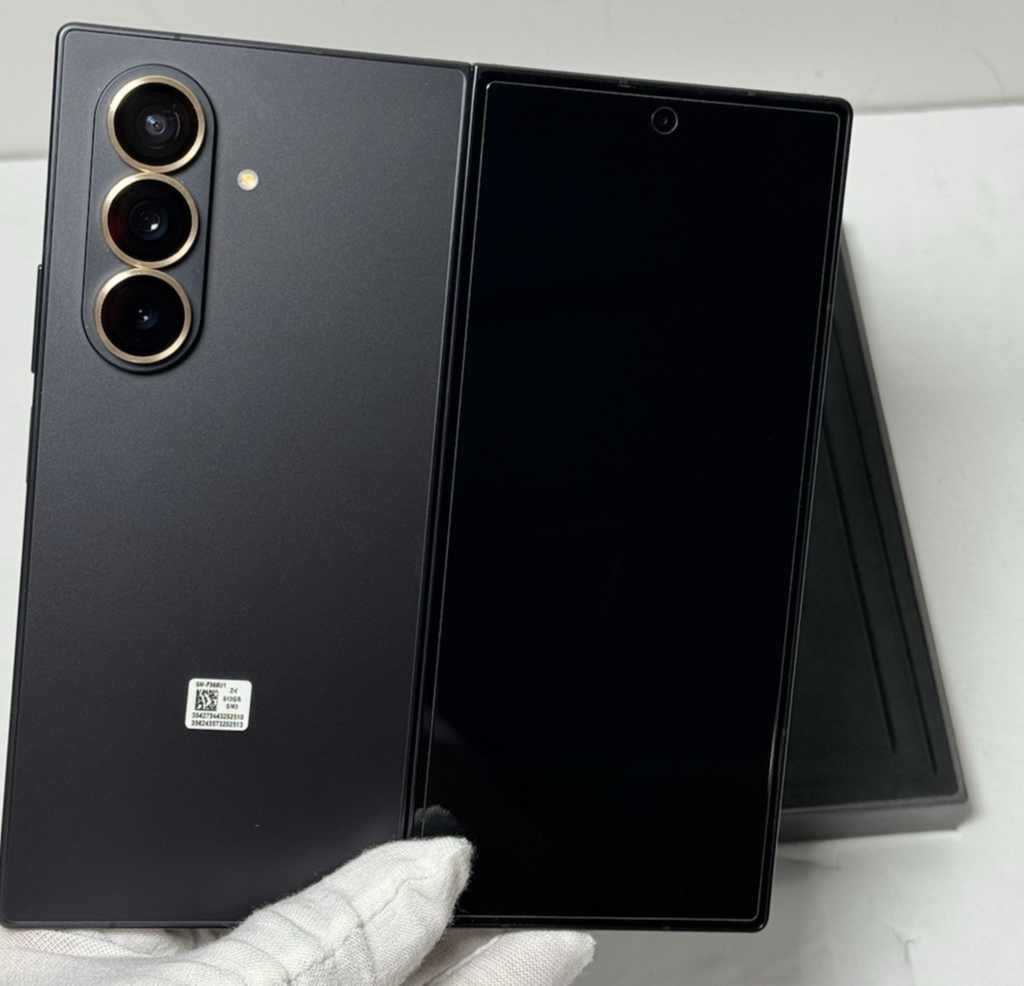 Samsung Galaxy Z Fold 7-512 GB  Jet Black-Unlocked-Open Box #9